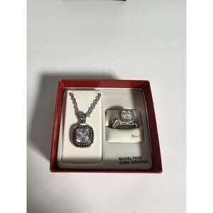 New Vtg. Brilliant 5ct Crystal Stone Pendant Necklace & Ring Set 16” L 7 Sz Ring